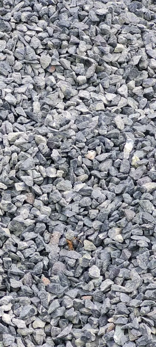 804 stone,sand gravel etc - Image 1