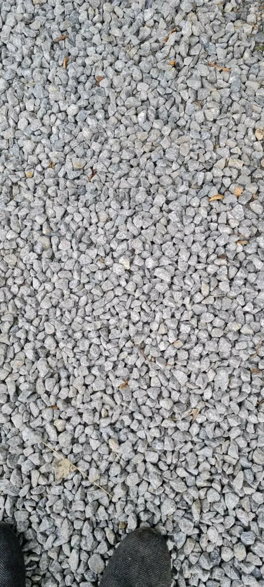 804 stone,sand gravel etc - Image 4