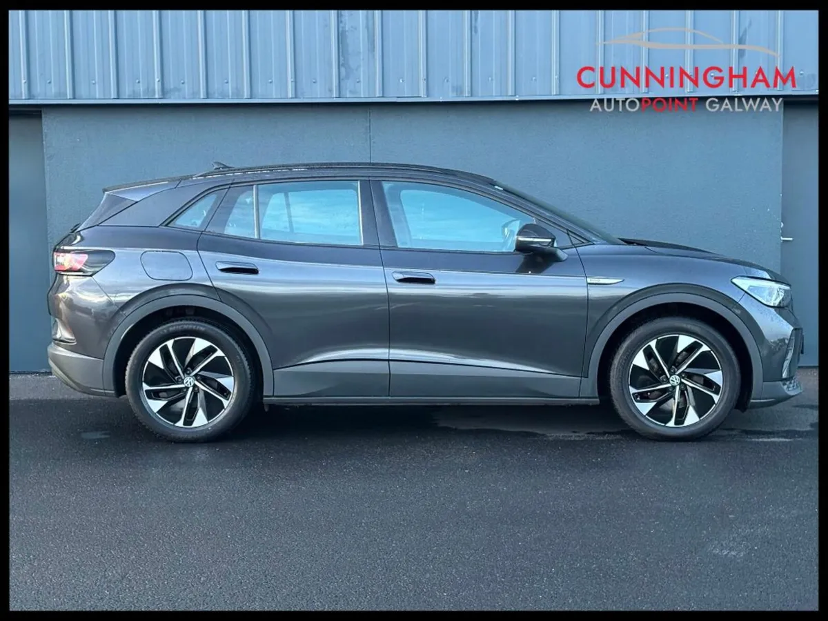 Volkswagen ID.4 77kWh Life Pro Performance 204BHP - Image 3