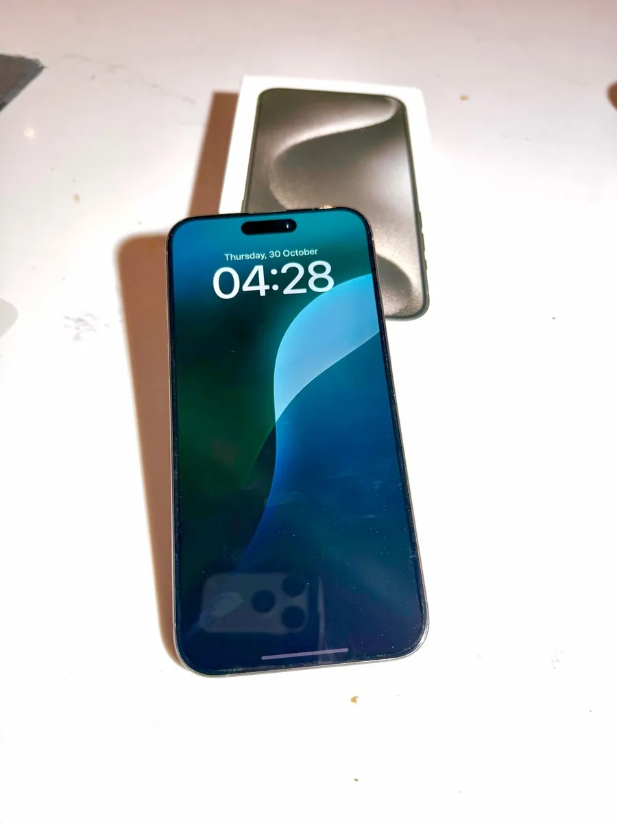 iPhone 15 pro max - Image 2