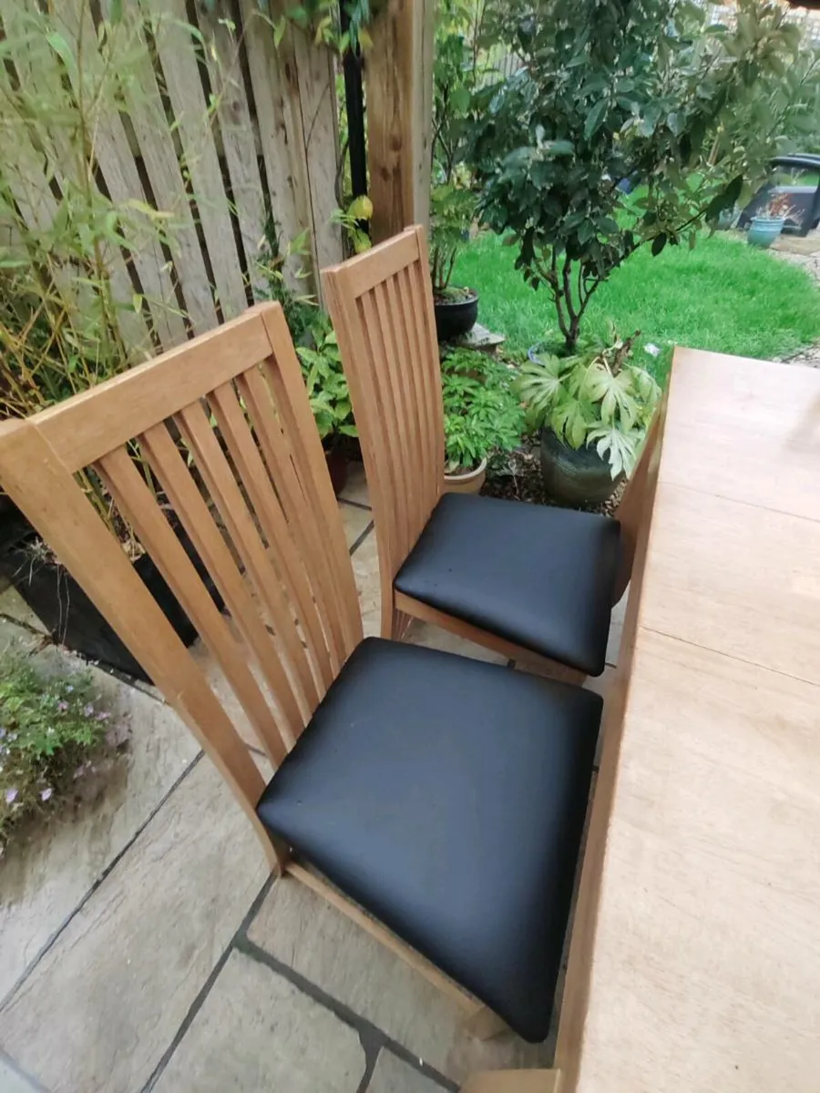 Kitchen dining table - Image 3