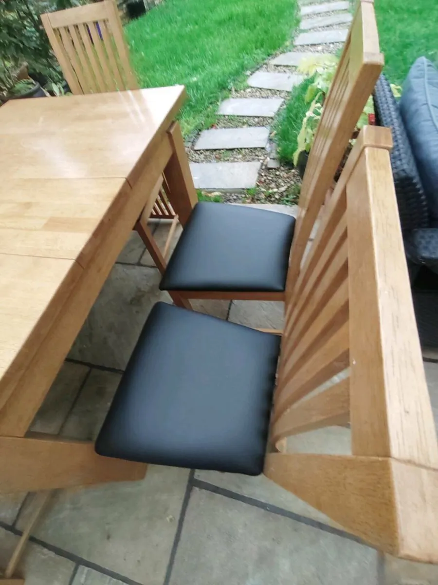 Kitchen dining table - Image 4