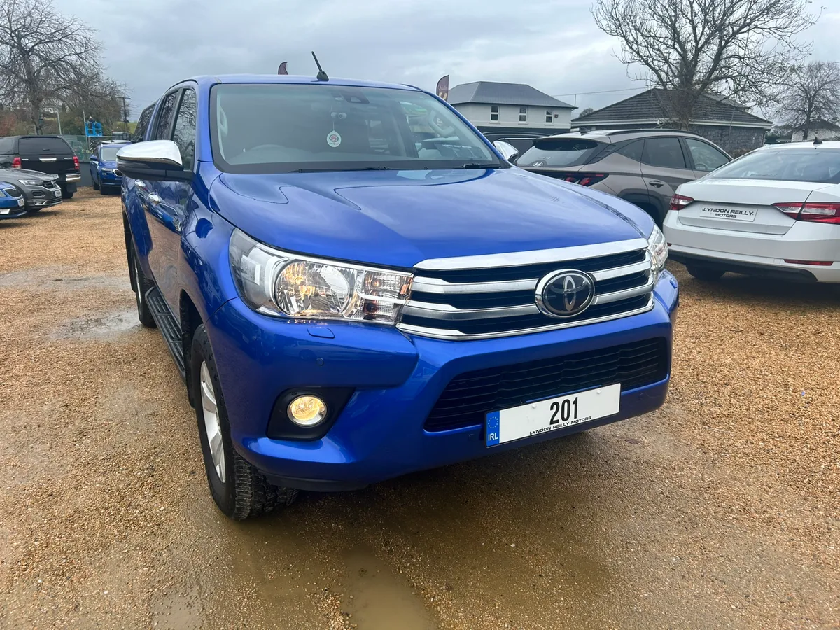 Toyota hilux icon 2.4 D4D - Image 1