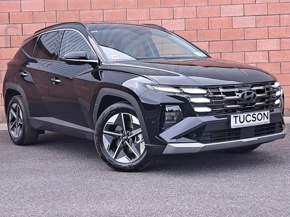 Hyundai Tucson Executive Plus Model 1.6 Diesel  O - Image 1