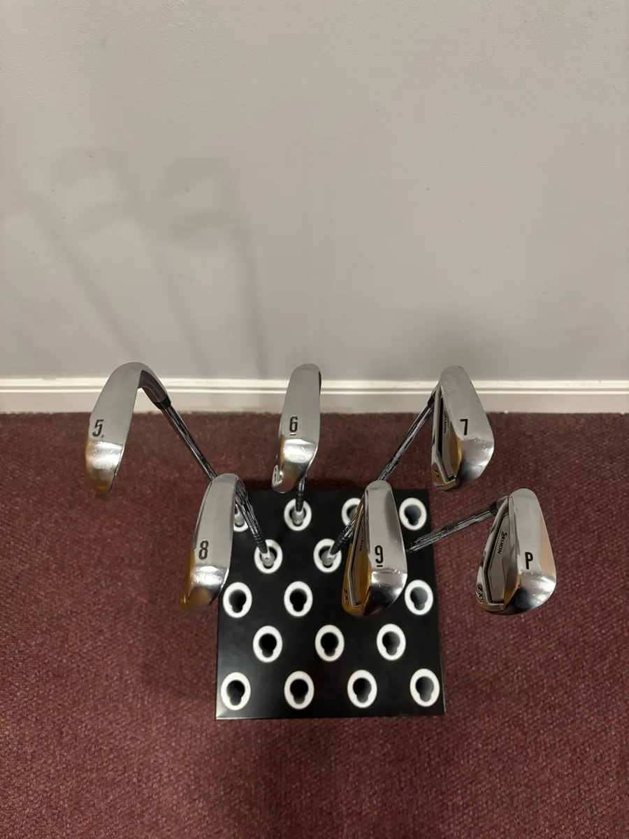 Left Hand Srixon ZX5 Irons 5-PW - Image 2