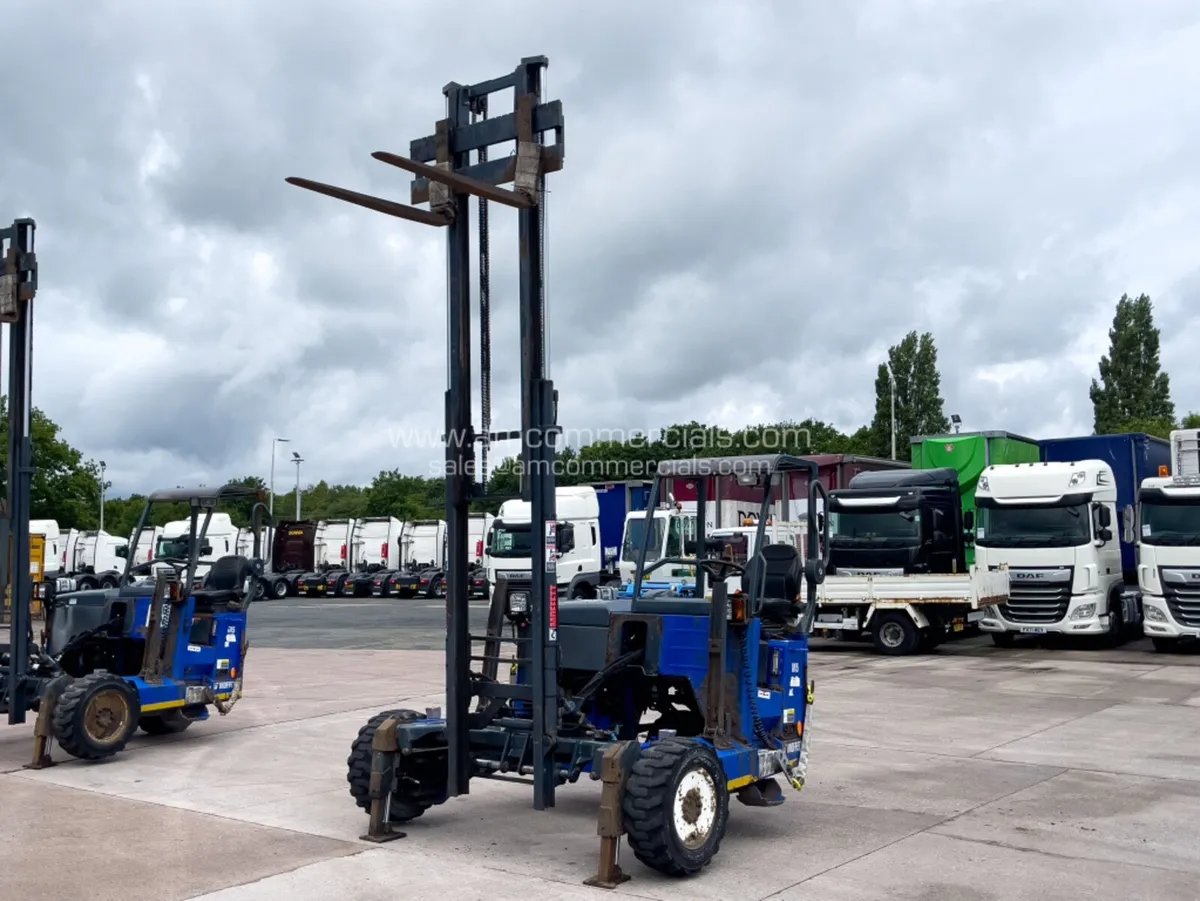 2016 MOFFETT M5 25.3 - Image 3