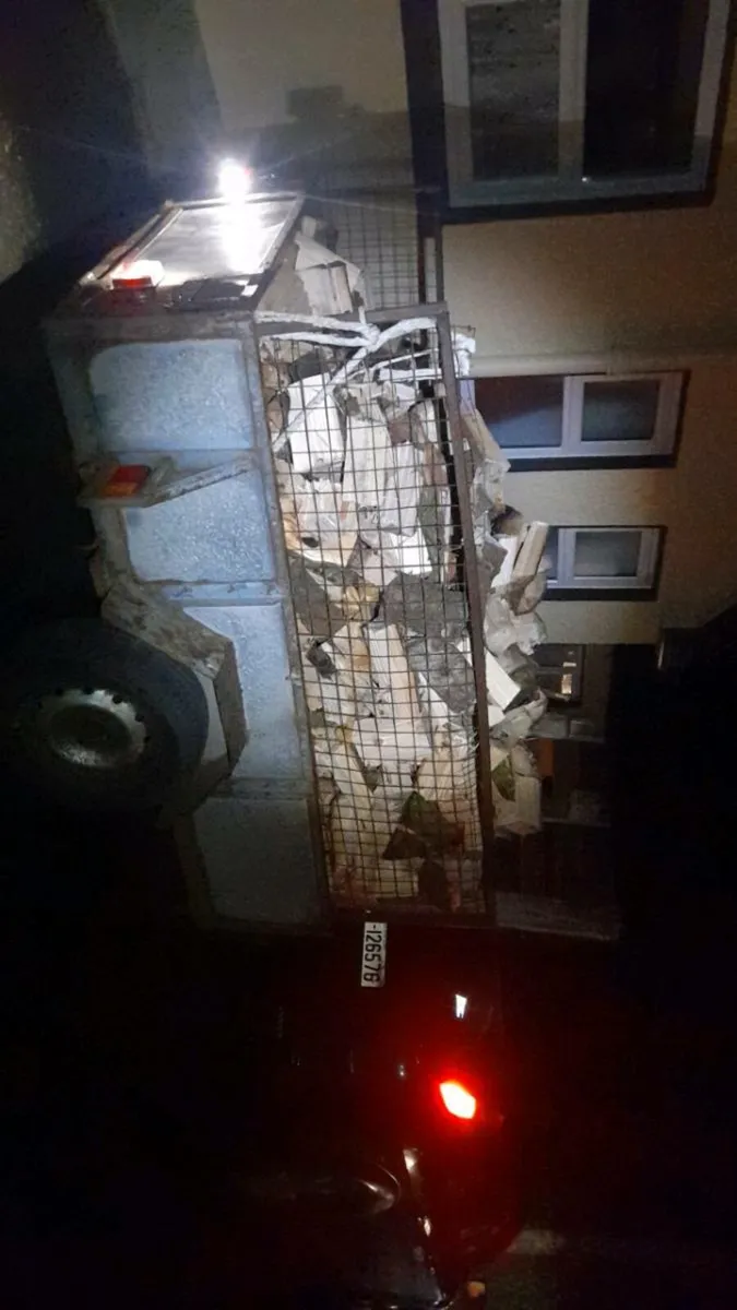 Firewood trailer loads and bags - Image 3