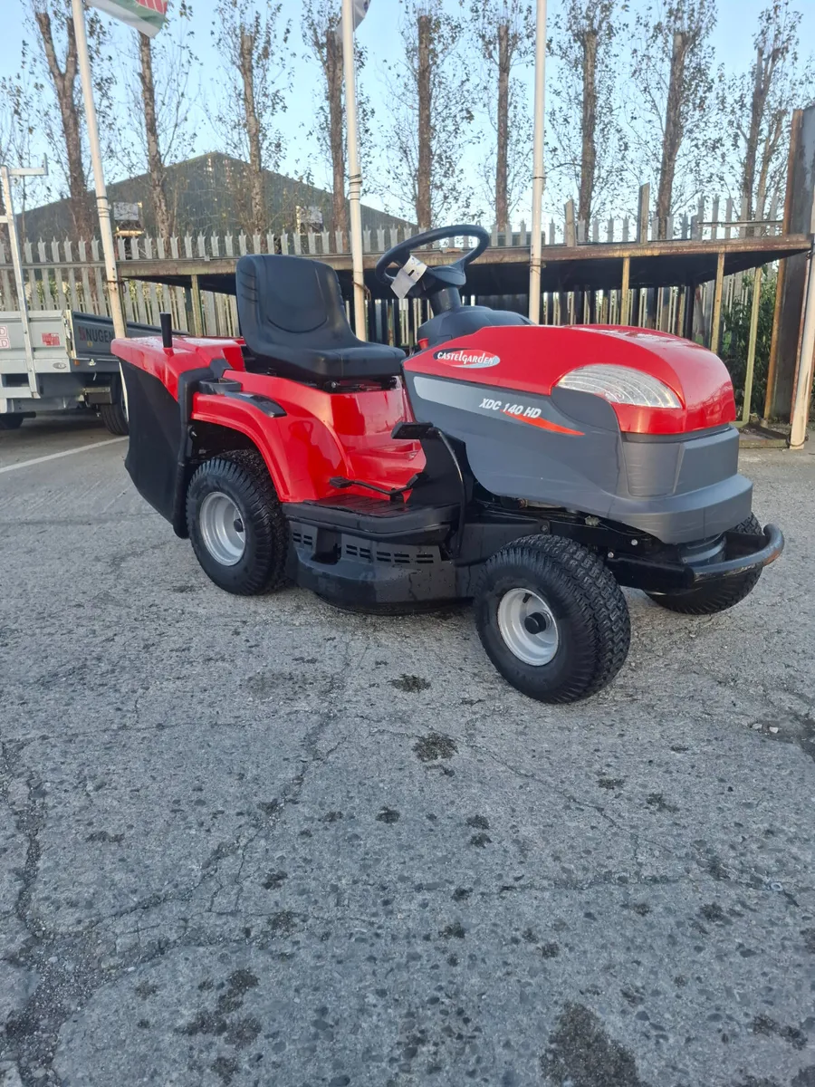 Castelgarden XDC 140 HD Lawnmower - Image 1