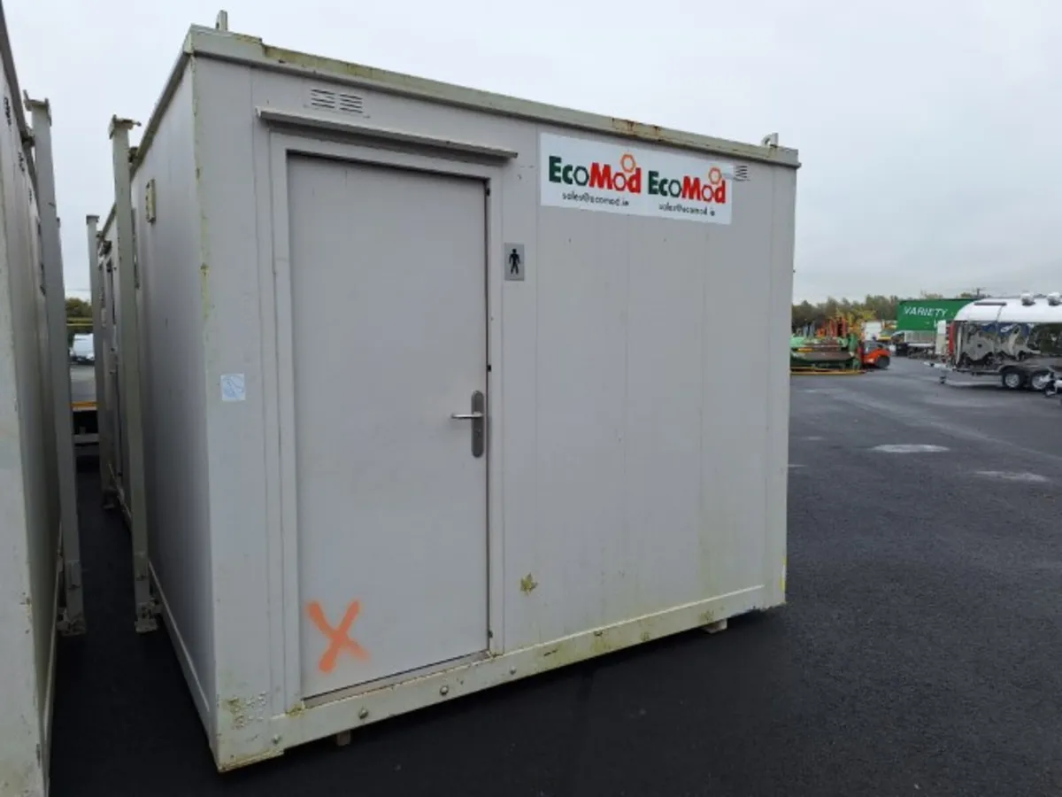 Approx 24 x 10 Shower Block Container For Auction - Image 3