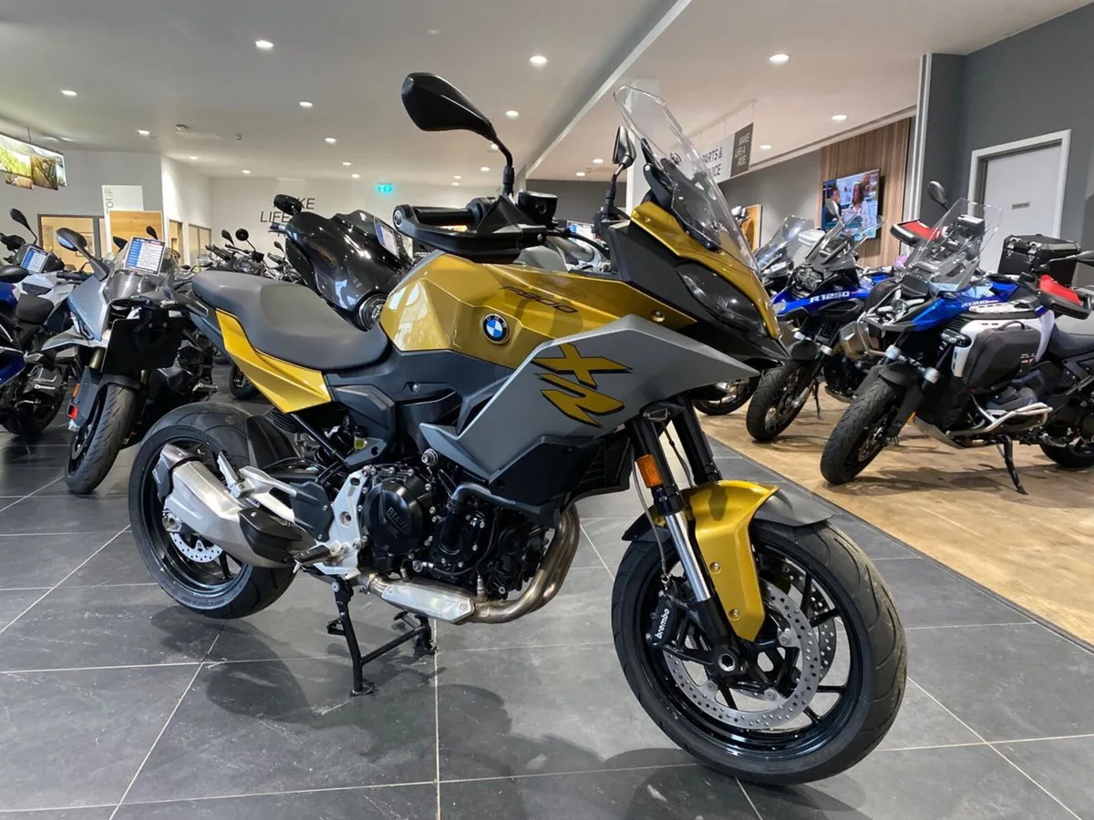 2020 BMW F900XR with Extras! - Image 3