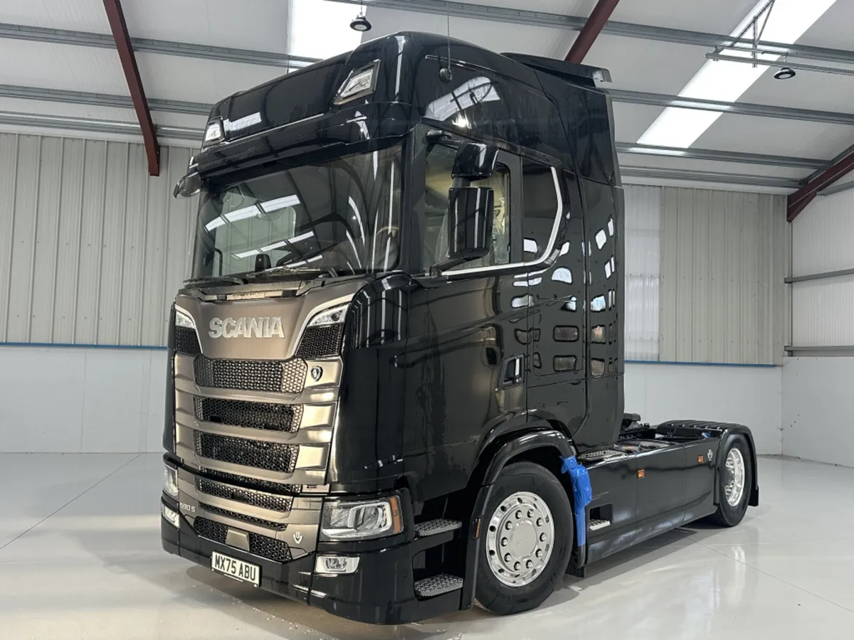 BRAND NEW 2025 SCANIA 590S ON FULL AIR - Image 1