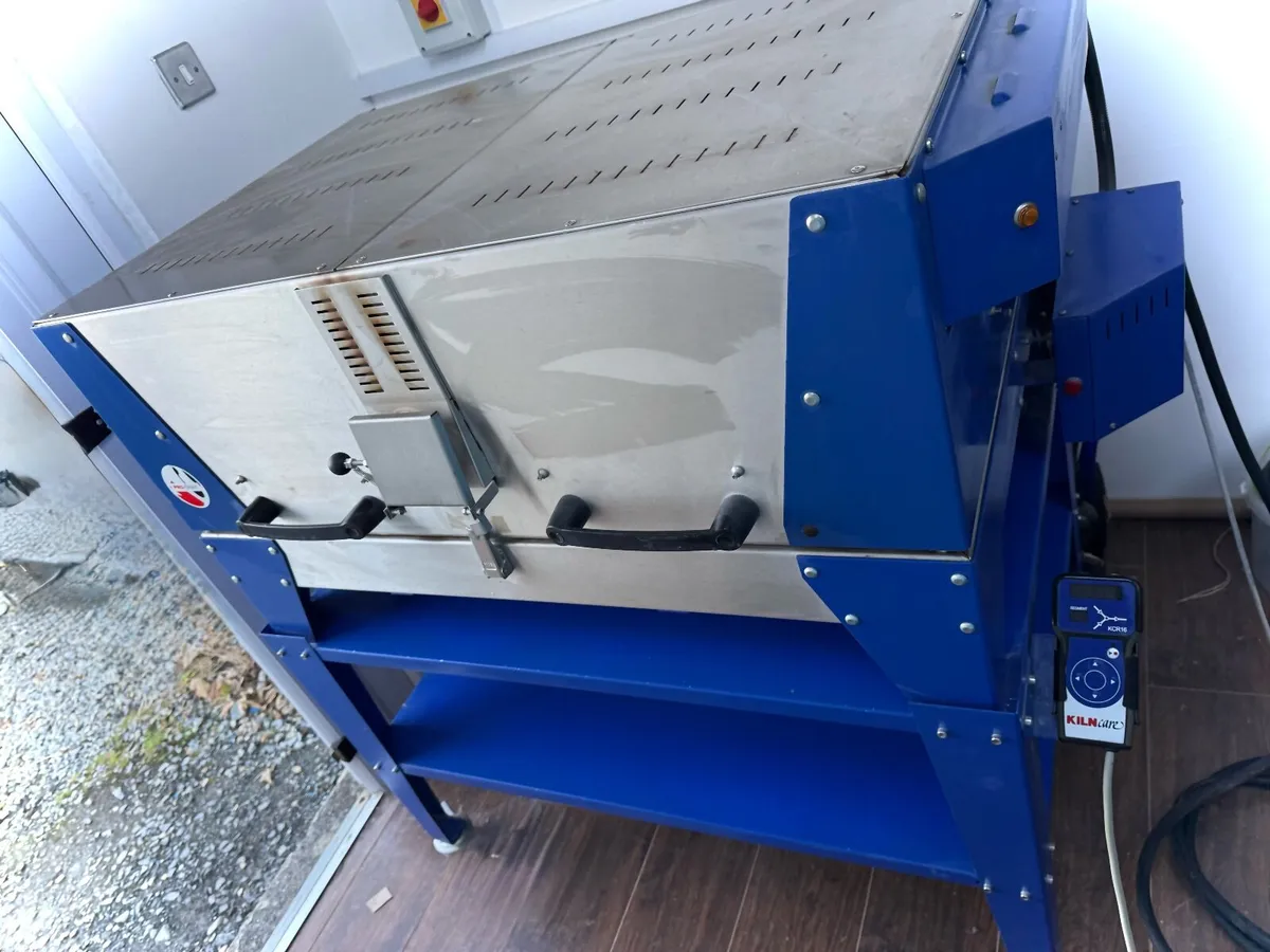 Glass Kiln - Image 2