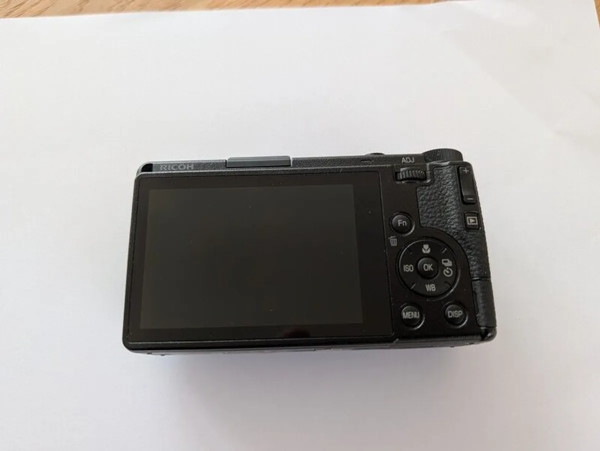 Ricoh GRiv - Image 3