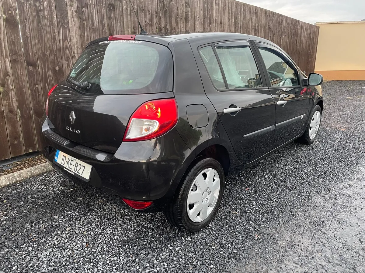 Clio 2010 •15monthsNCT• - Image 4