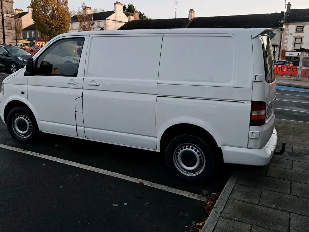 Volkswagen transporter t5 - Image 1