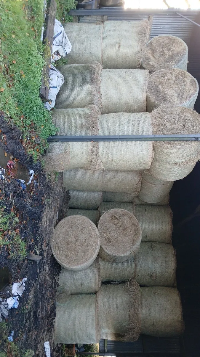 Silage+hay bales - Image 2