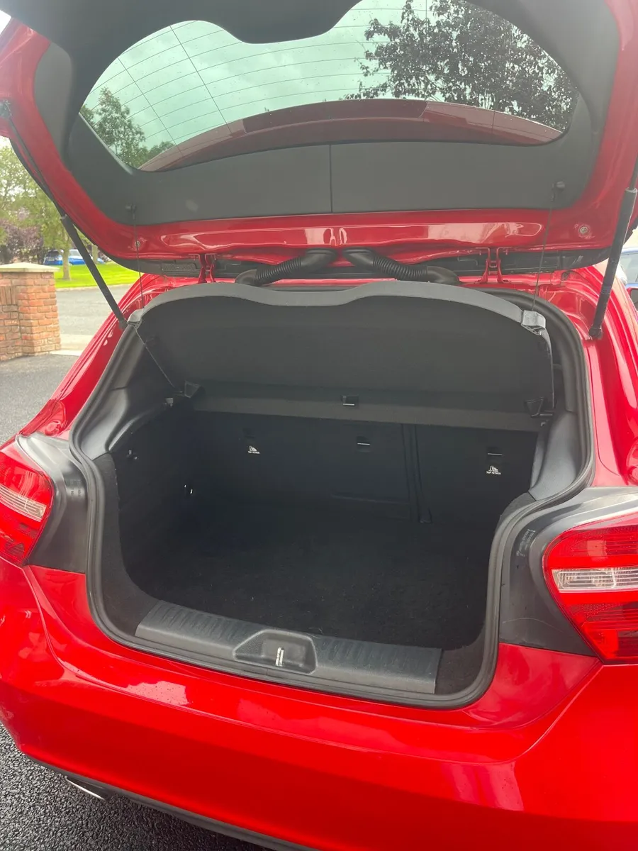 Mercedes-Benz A-Class 2015 - Image 4