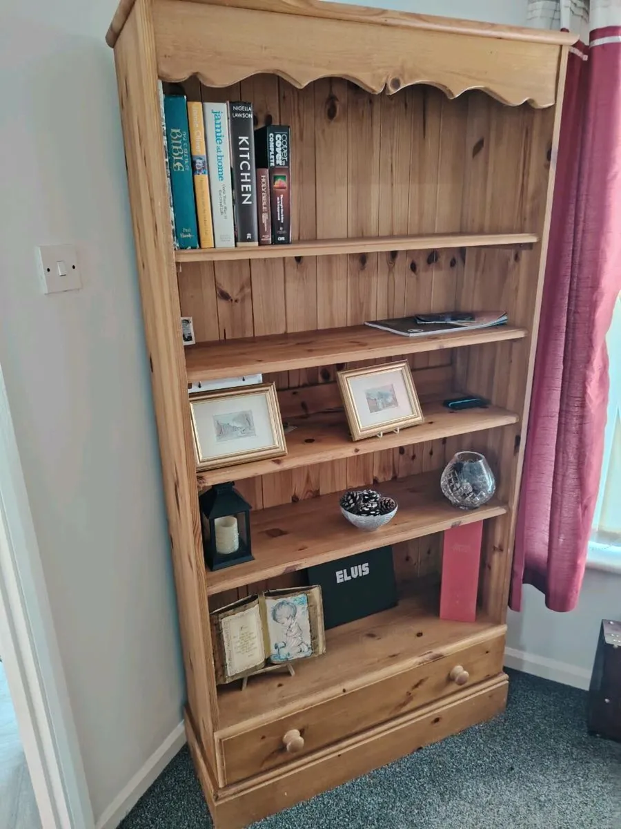 Pine furniture - Image 1