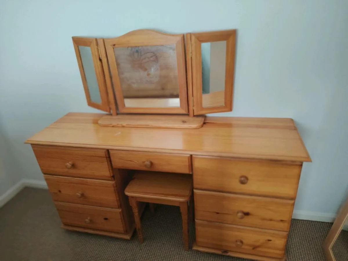 Pine furniture - Image 3