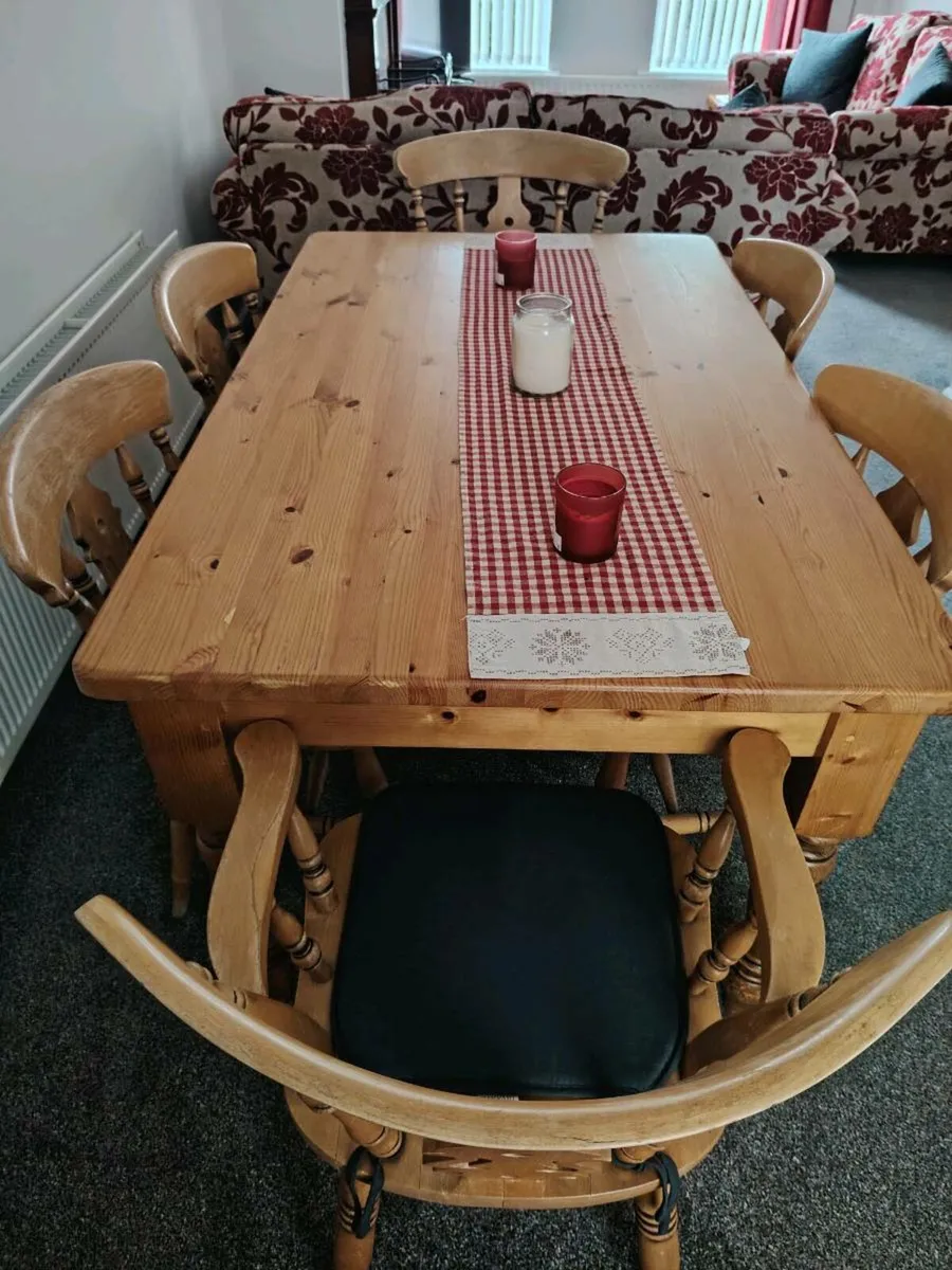 Pine table - Image 2