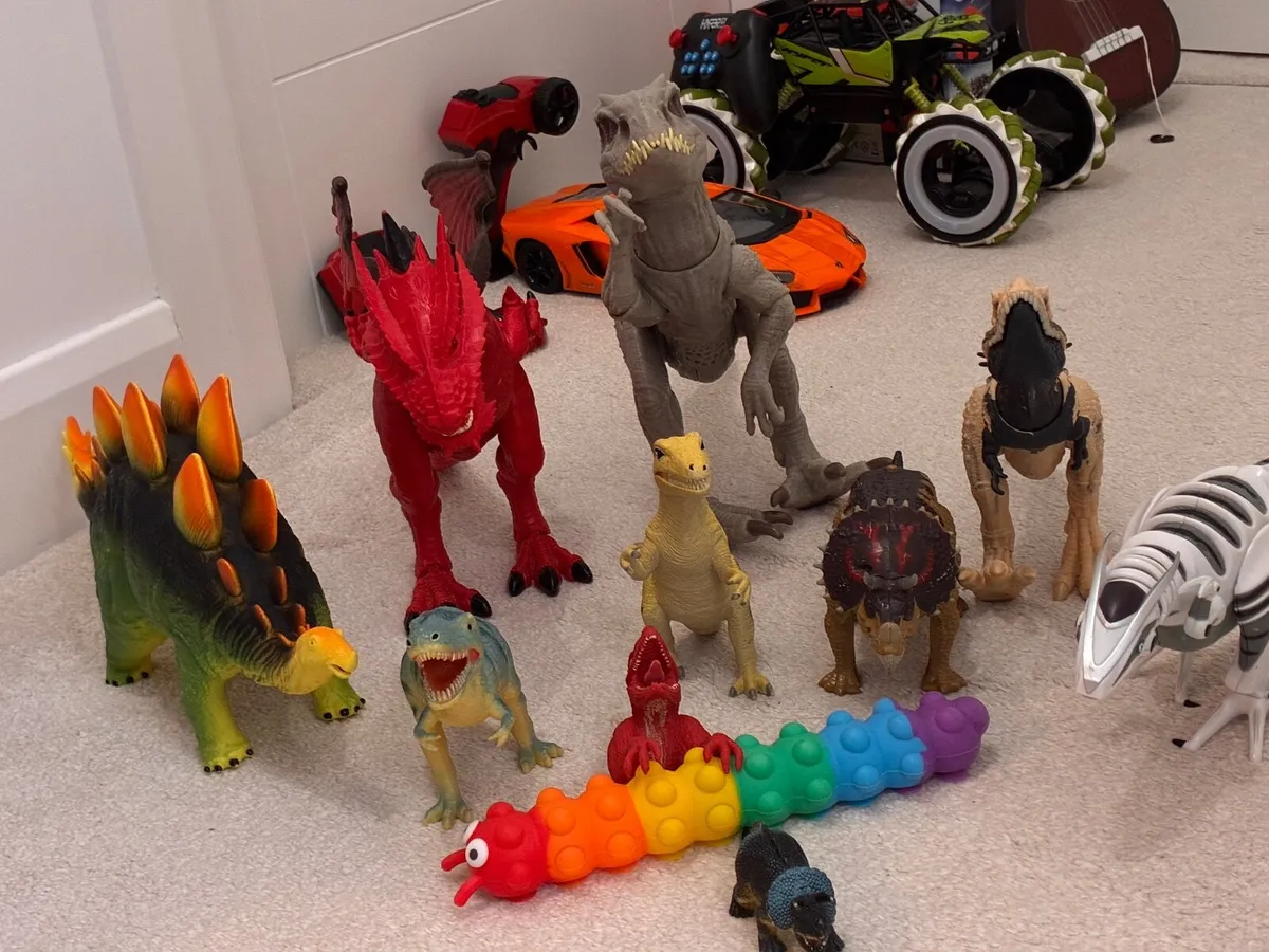 Toys - Image 1