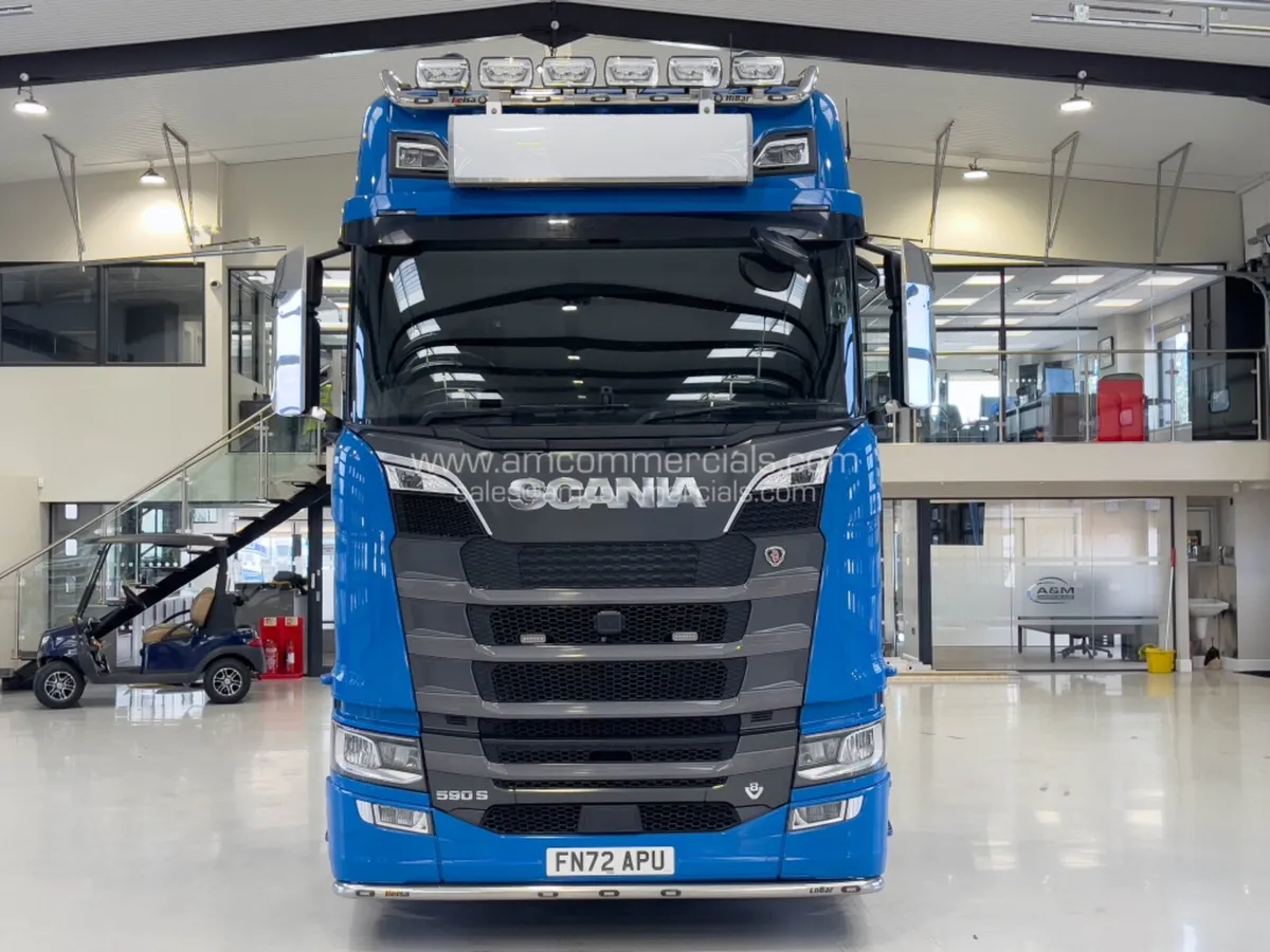 2022 SCANIA 590S HIGHLINE 6X2 MIDLIFT - Image 2