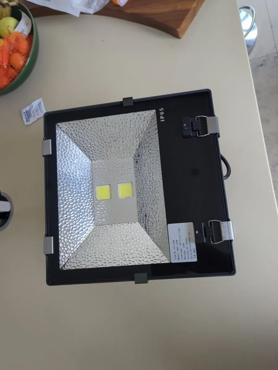 large LED flood light new. - Image 1