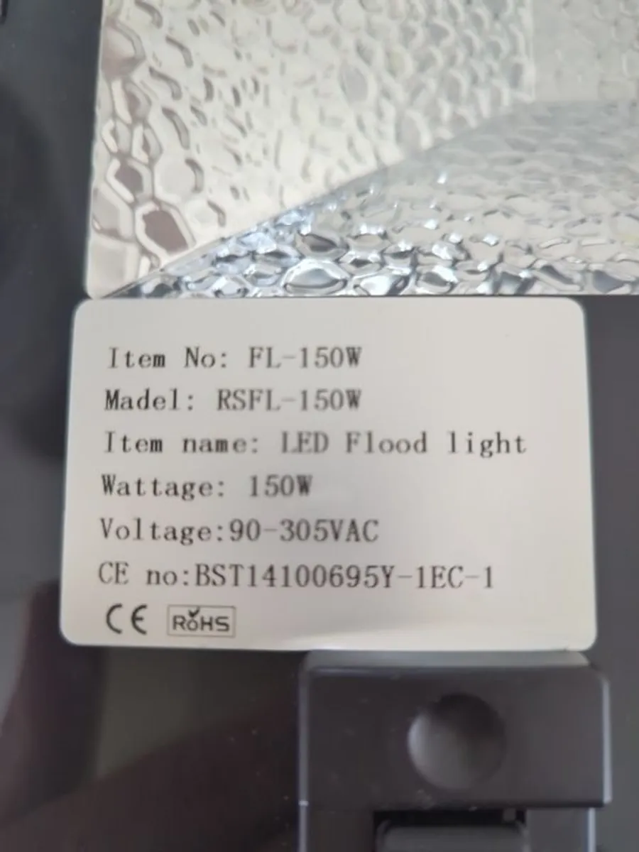 large LED flood light new. - Image 3
