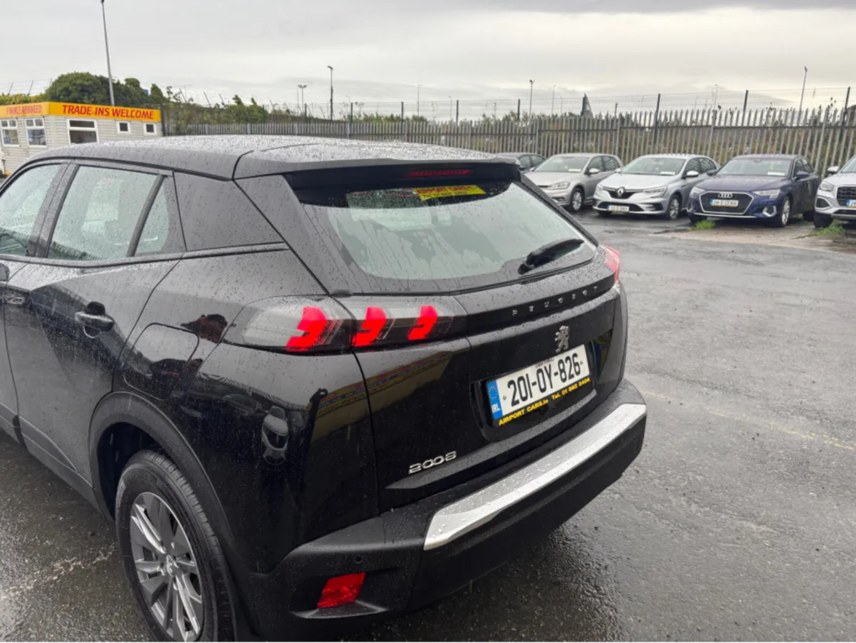 Peugeot 2008 ACTIVE 1.5 BLUE HDI 100 6 6.2 4DR - Image 3