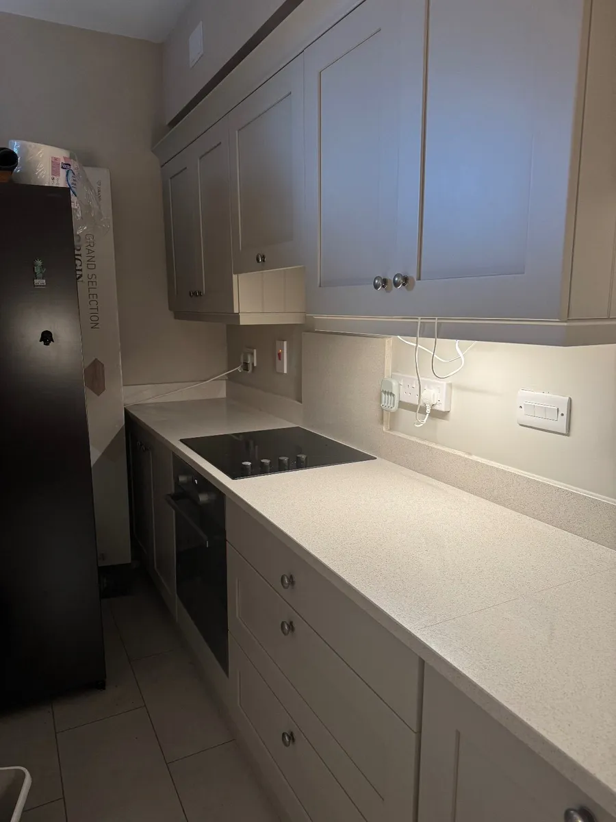Light Grey Shaker Kitchen with Quartz Worktops - Image 1
