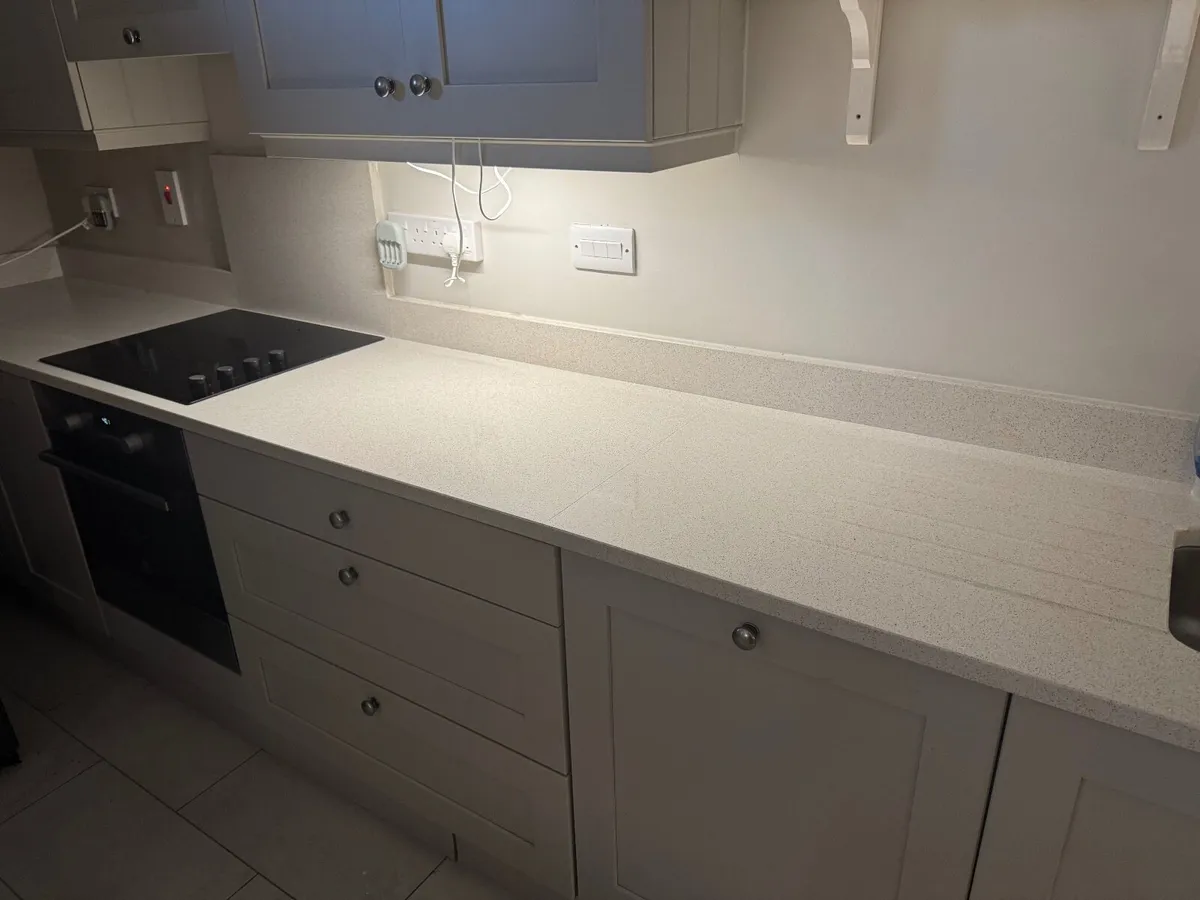 Light Grey Shaker Kitchen with Quartz Worktops - Image 2