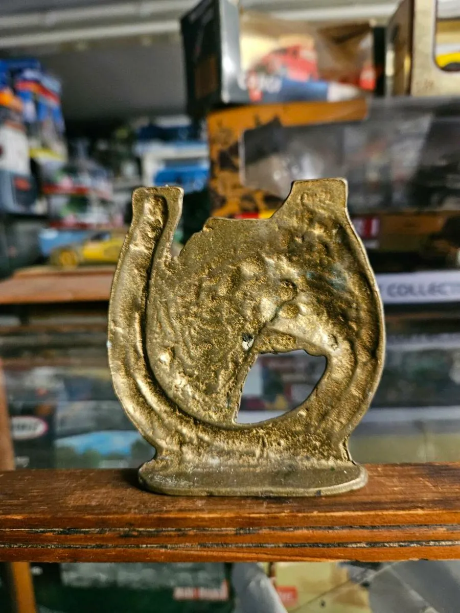 Vintage Brass Horse Shoe - Image 3