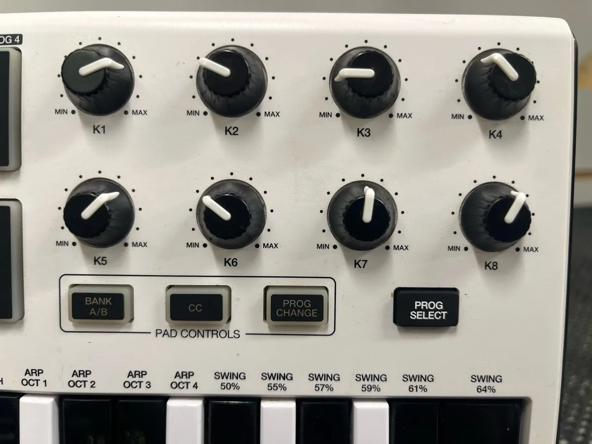 Akai Professional MPK mini - Image 4