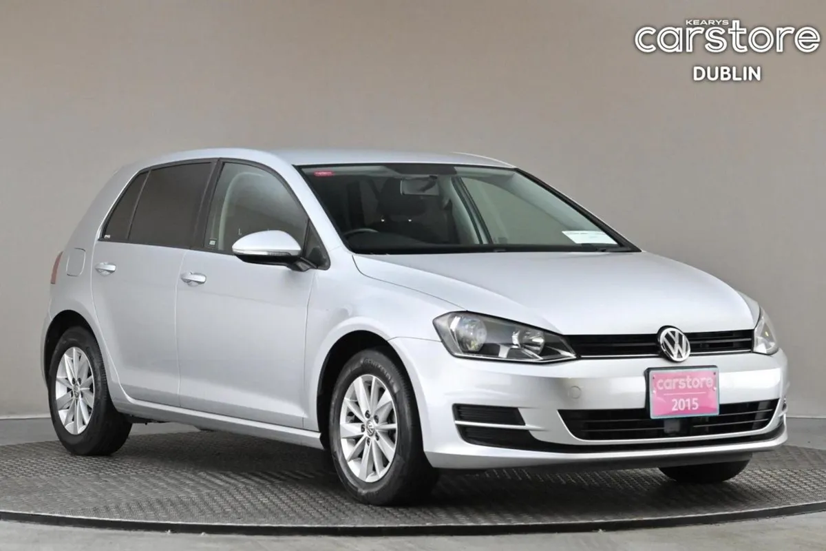 Volkswagen Golf 1.2 TSI DSG MK7 Trendline  privac - Image 1