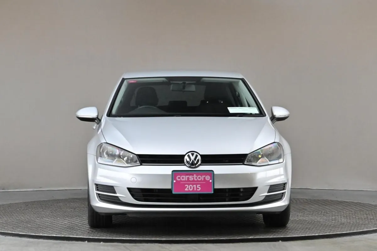 Volkswagen Golf 1.2 TSI DSG MK7 Trendline  privac - Image 2
