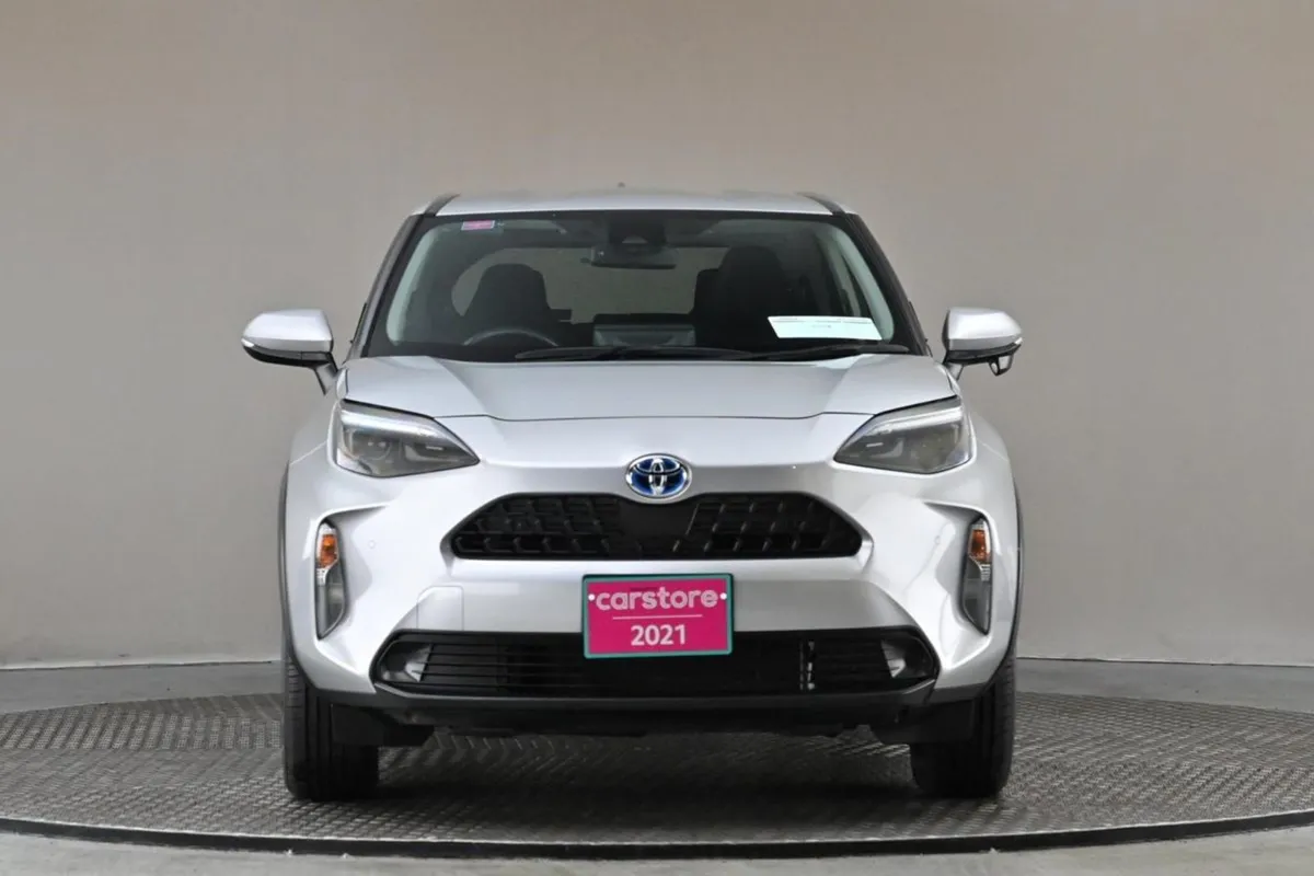 Toyota Yaris Cross 1.5 Hybrid  android Car Player - Image 2