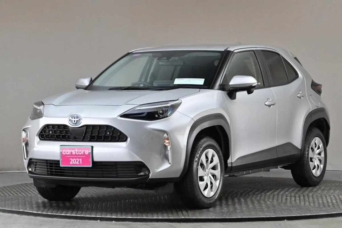Toyota Yaris Cross 1.5 Hybrid  android Car Player - Image 3