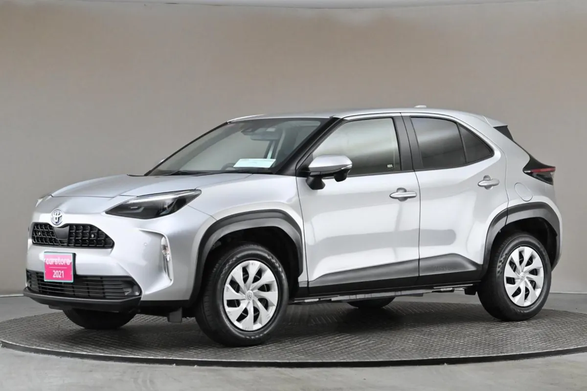 Toyota Yaris Cross 1.5 Hybrid  android Car Player - Image 4