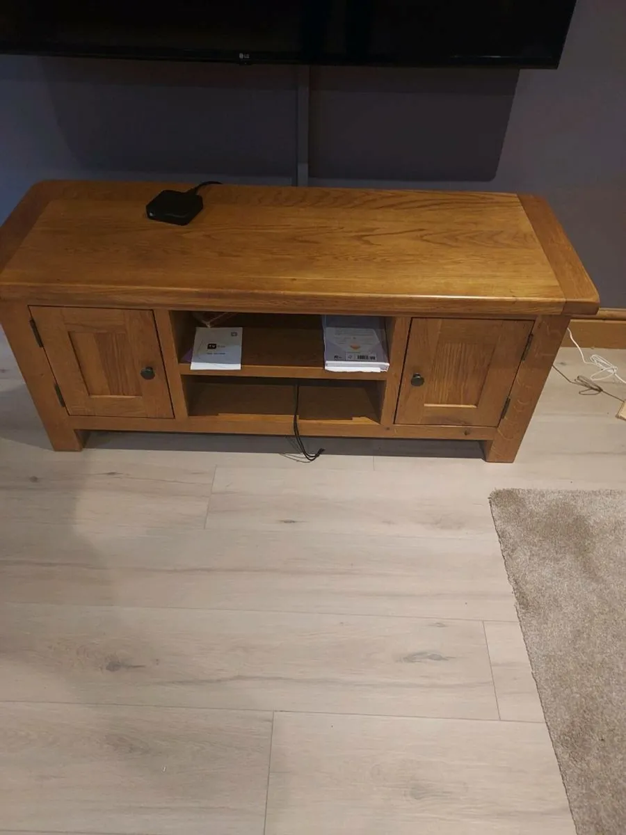 Solid Oak TV Table - Image 2
