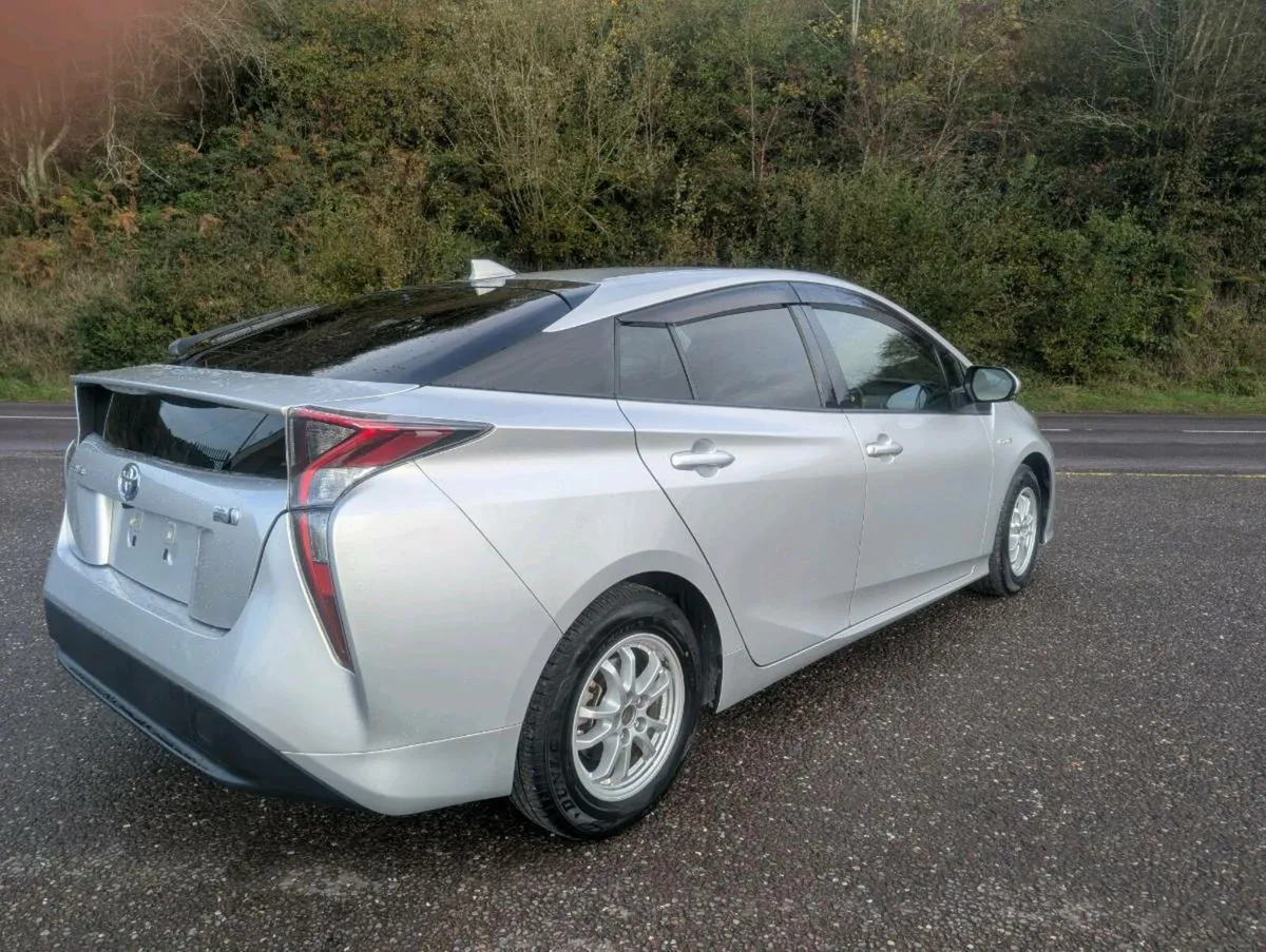 2018 Toyota Prius Hybrid 1.8L Petrol - Image 4
