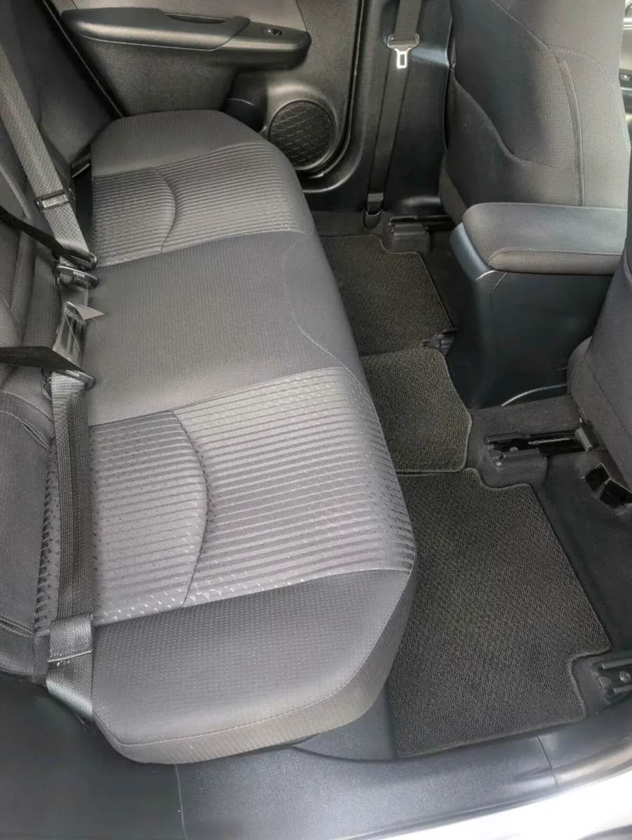 2018 Toyota Prius Hybrid 1.8L Petrol - Image 4