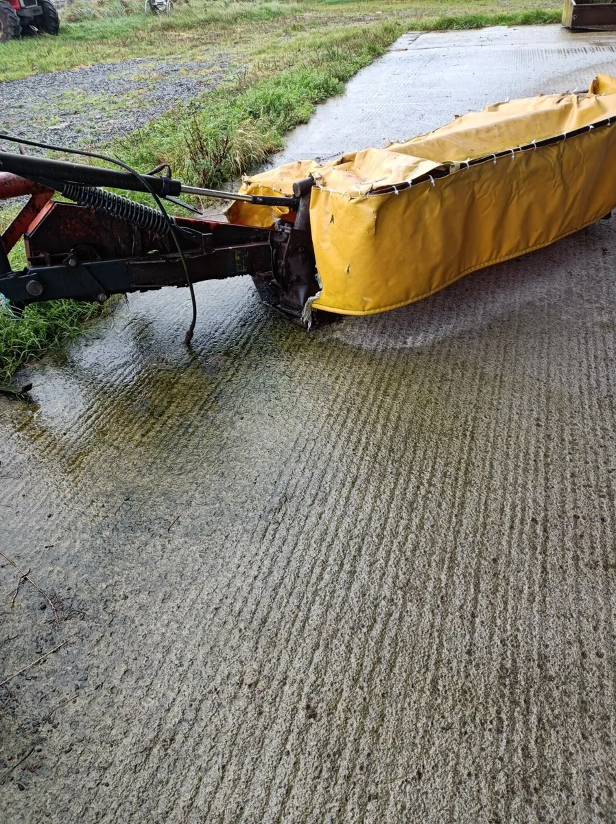 Disc mower needs repair - Image 4