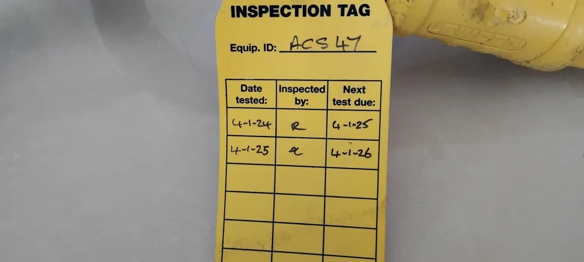 Makita 9067 180mm 7" Angle Grinder 110v - Image 4