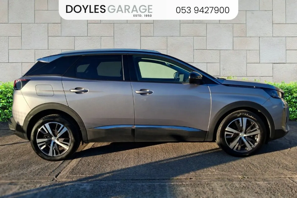 Peugeot 3008 Allure 1.5 Blue HDi Diesel 130bhp - Image 2