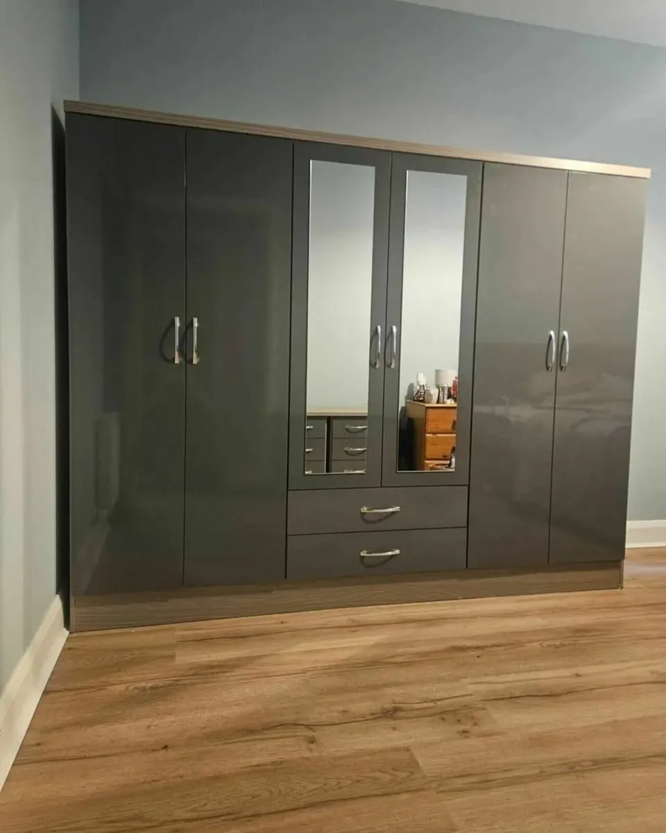 6 DOOR WARDROBES 🛠️ FULLY ASSEMBLED 🛠️ - Image 4