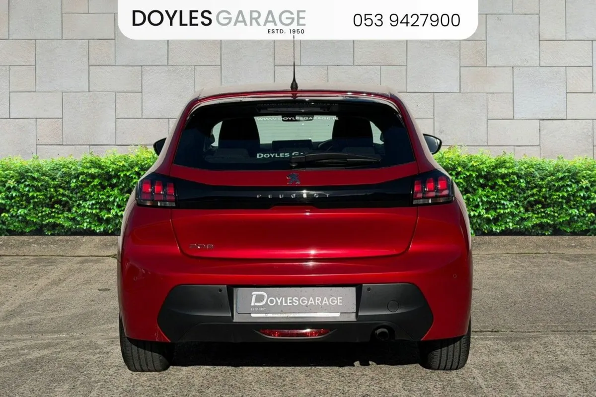 Peugeot 208 Active 1.2 PureTech Petrol 75bhp - Image 3