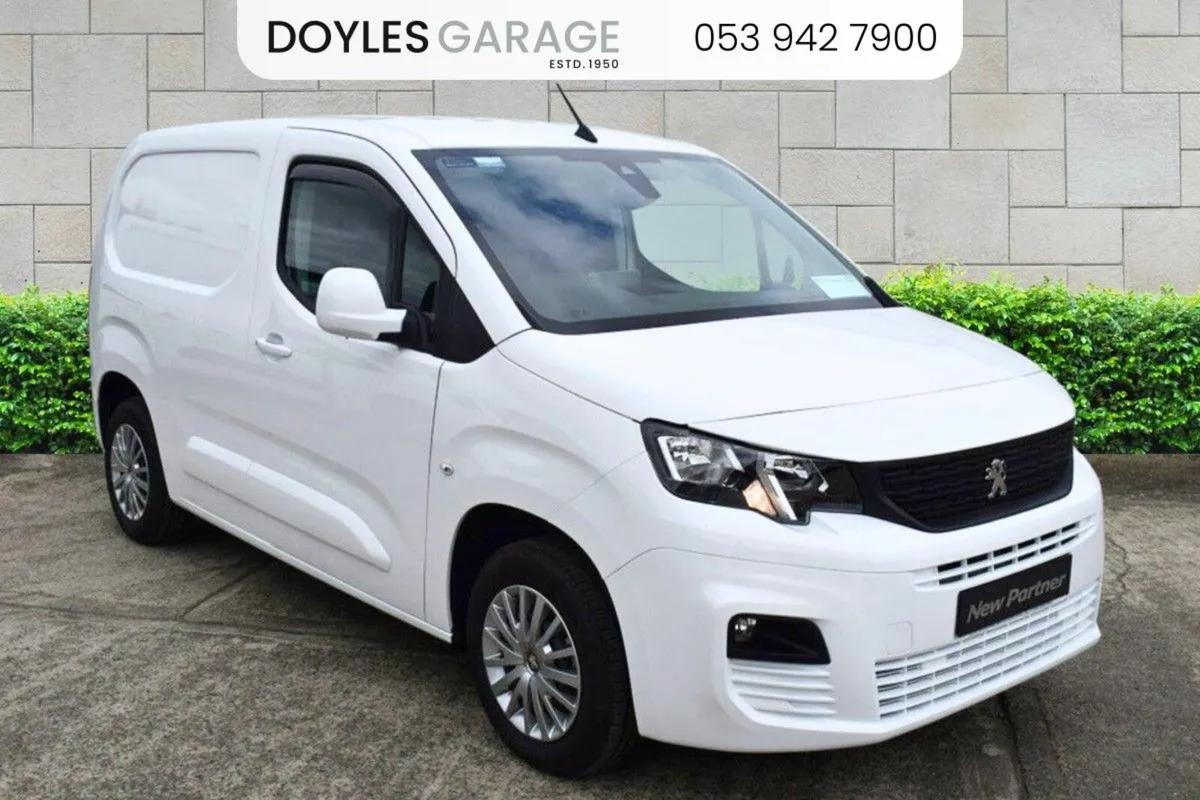 Peugeot Partner Professional Plus 1.5 Blue HDi Die - Image 1