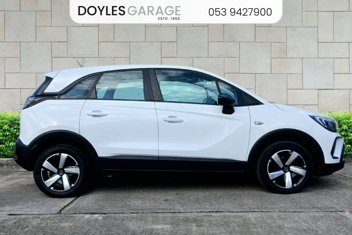 Opel Crossland SC 1.5 Turbo Diesel 110bhp - Image 2