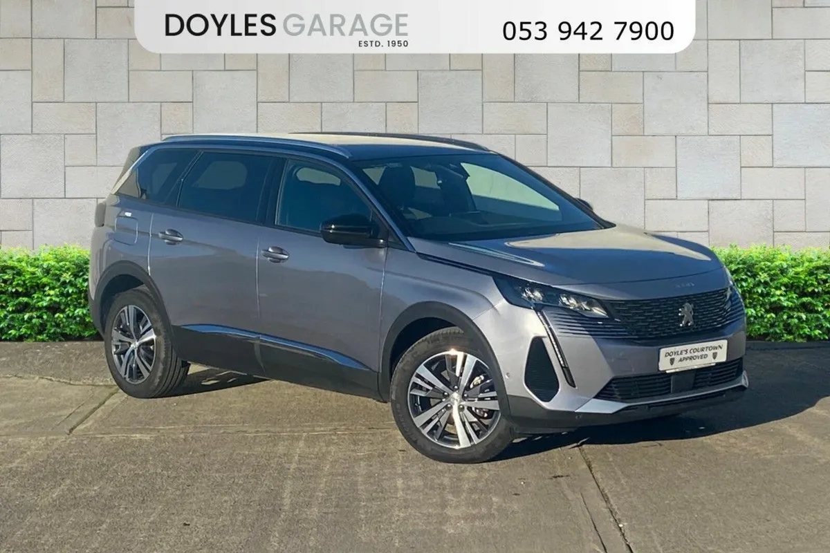 Peugeot 5008 Allure 1.5 Blue HDi Diesel 130bhp Aut - Image 1