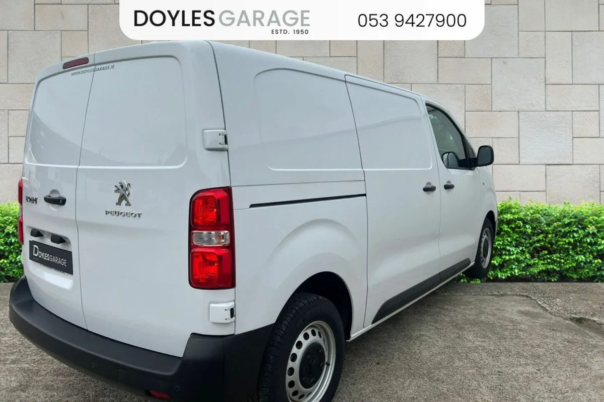 Peugeot Expert Professional Standard 1.5 HDi Diese - Image 2